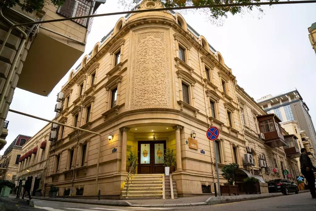هتل نمی باکو