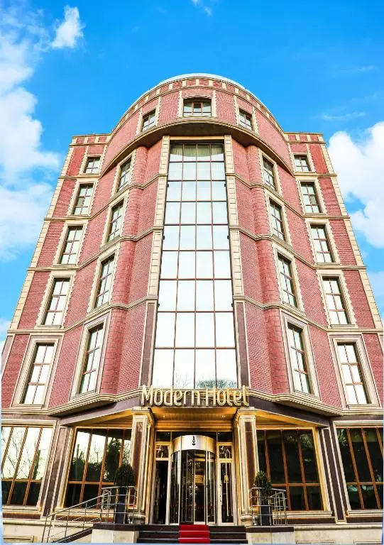 هتل مدرن باکو