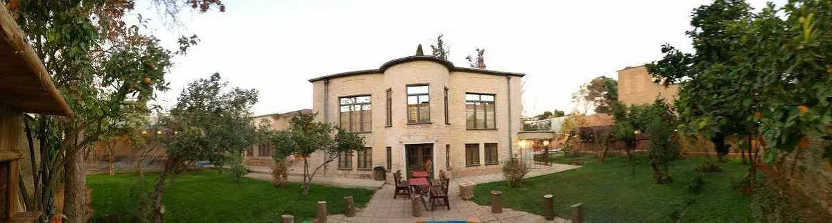 خانه باغ ایرانی